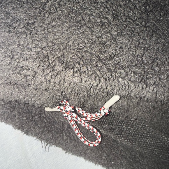 COZY Unisex FILA Sherpa quarter zip - Picture 5 of 5